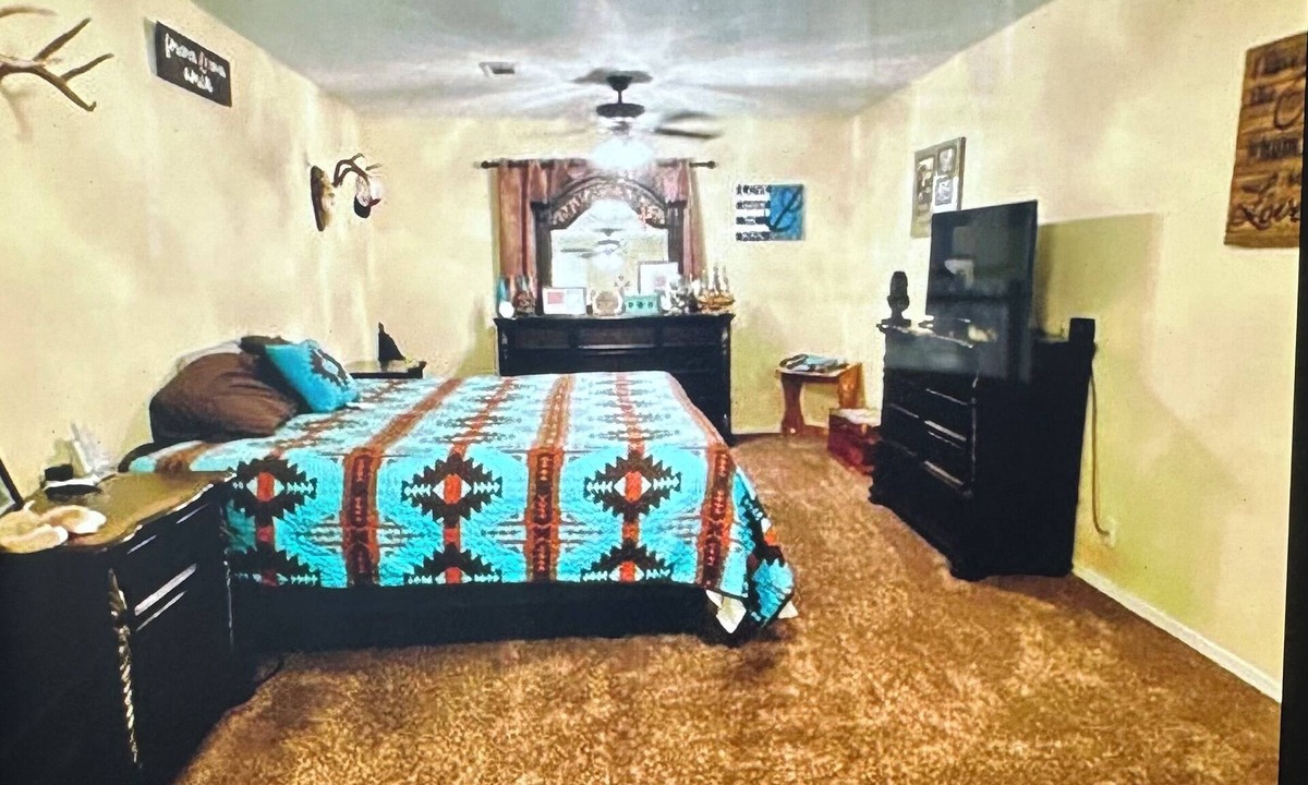 Liberty House | Marvelous 4-bedroom house with AC in charming Liberty
