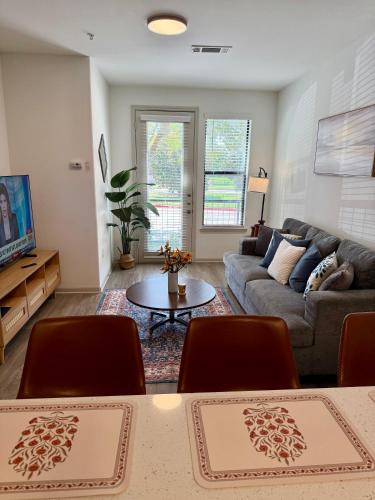 Frisco Apartment | Mdelight Lodge