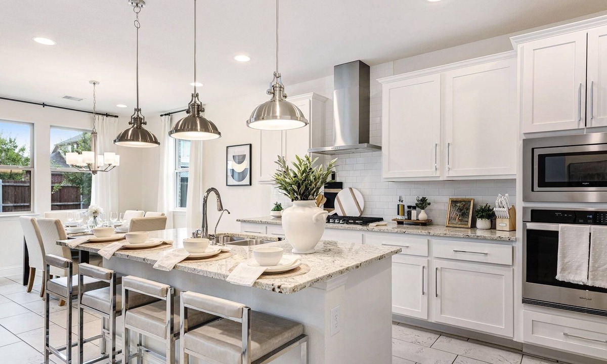 Royse City House | Mid-Stay Relocation | Office, Fast WI-FI Family ready 30+ Stay