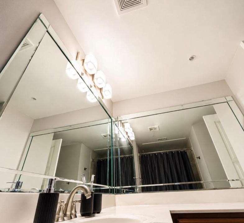 Braeswood Place Apartment | Minimalist cozy stay in Houston