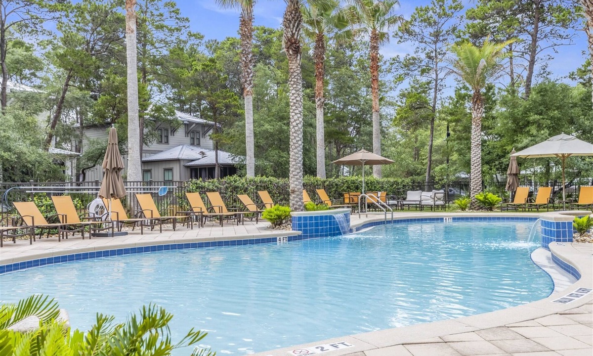 White's Gulfview House | MISSOURI LOVES COMPANY 4 BR/4.5 BA Golf Cart CLOSE TO POOL