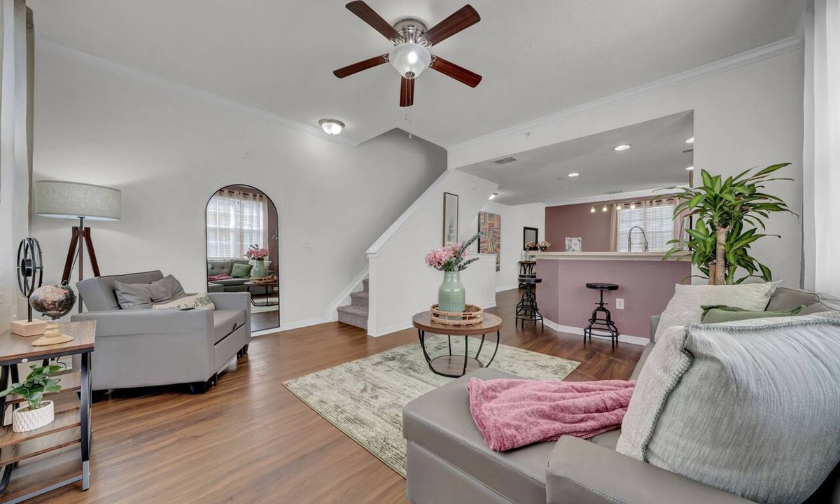 Westchase Apartment | Modern 2BR/2BA | Pool + Gym Near Airport #8