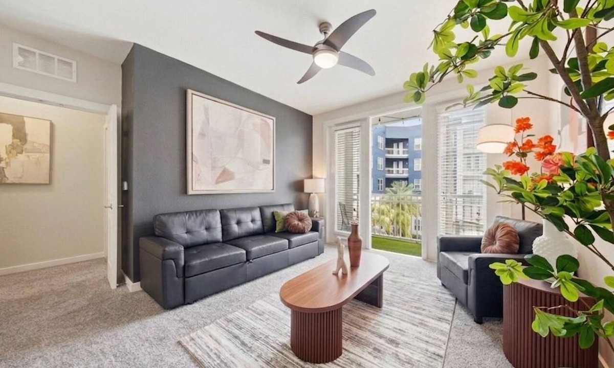 Courier City - Oscawana Apartment | Modern 2BR w/Pool + Pet-Friendly | Unit #21