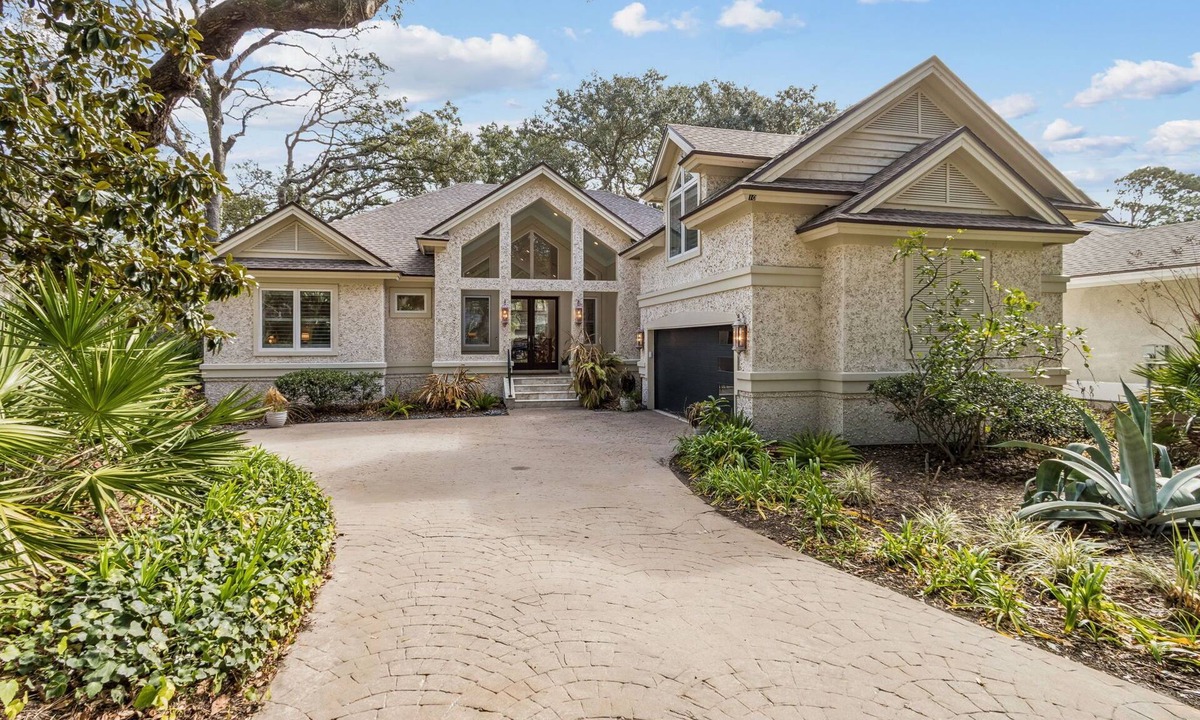 American Beach House | Natures Canopy - Hosted by Moore AI Rentals