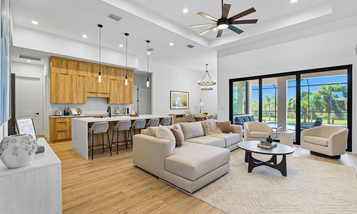 Pine Valley Villa | NEW 3-bedroom Villa in Rotonda West - Heated Pool, Grill