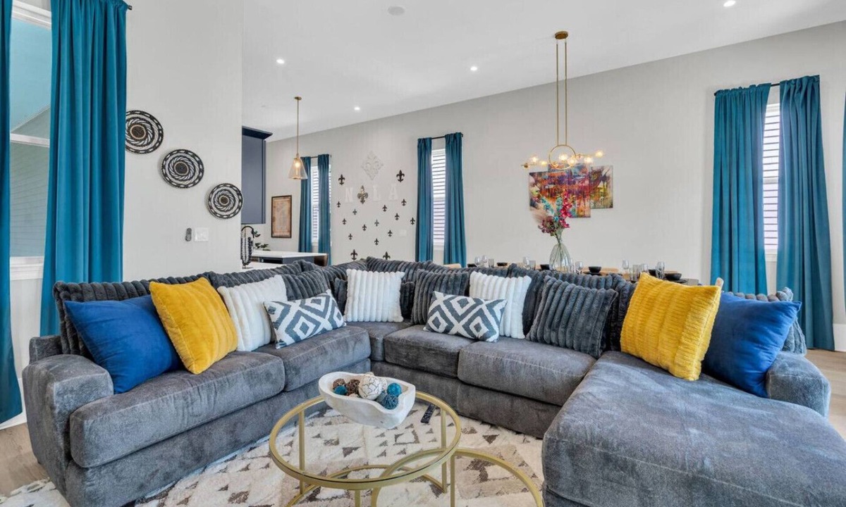 Tulane - Gravier House | New 5BR w/Pool! | Minutes to French Quarter