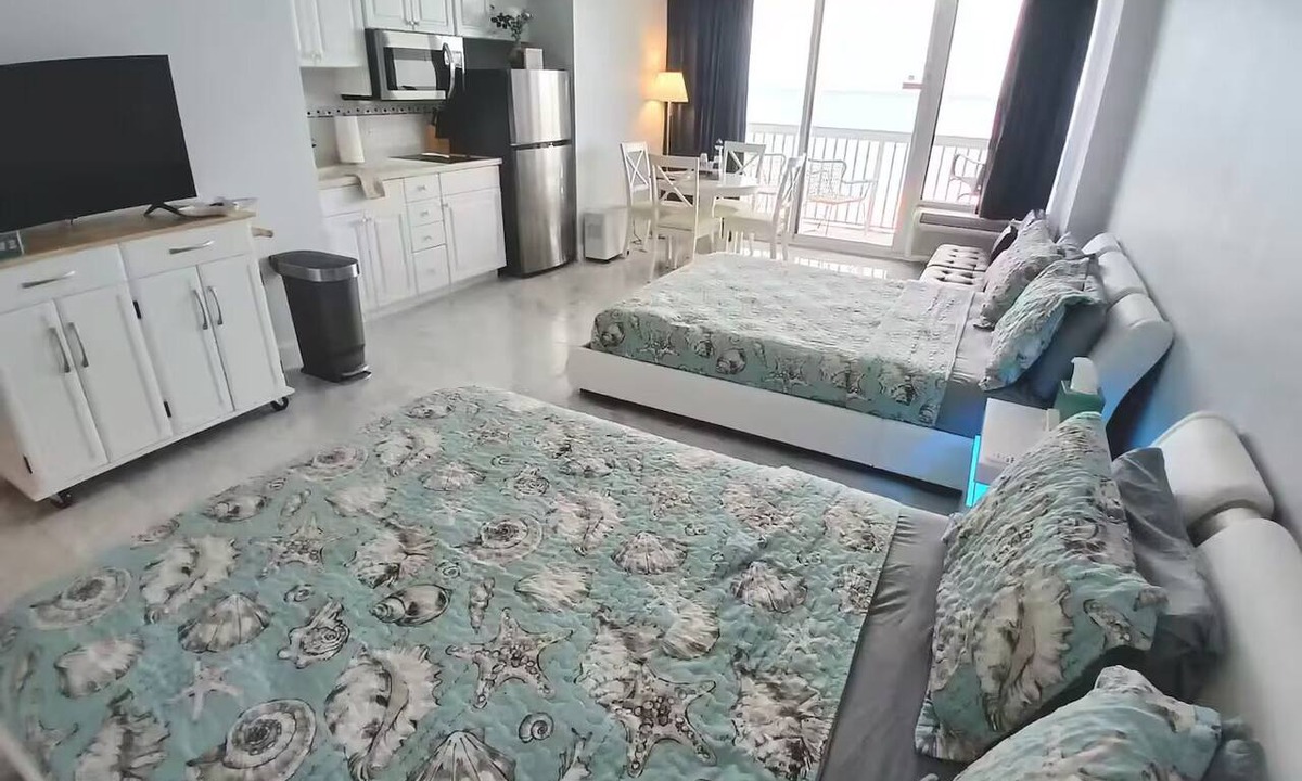 Ortona Park Apartment | New Amazing Ocean View Beachfront Entire Apartment