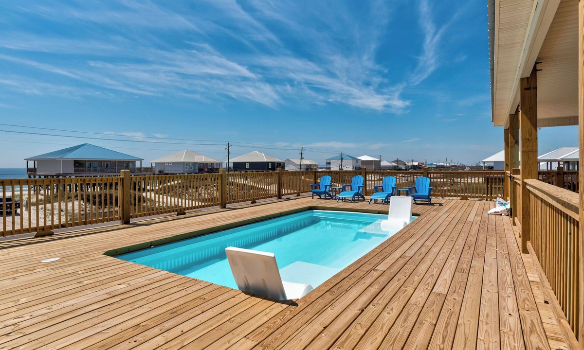 Dauphin Island House | NEW! "Days Like This" 5/5, Private POOL, Sleeps 14, Easy Gulf Beach Access