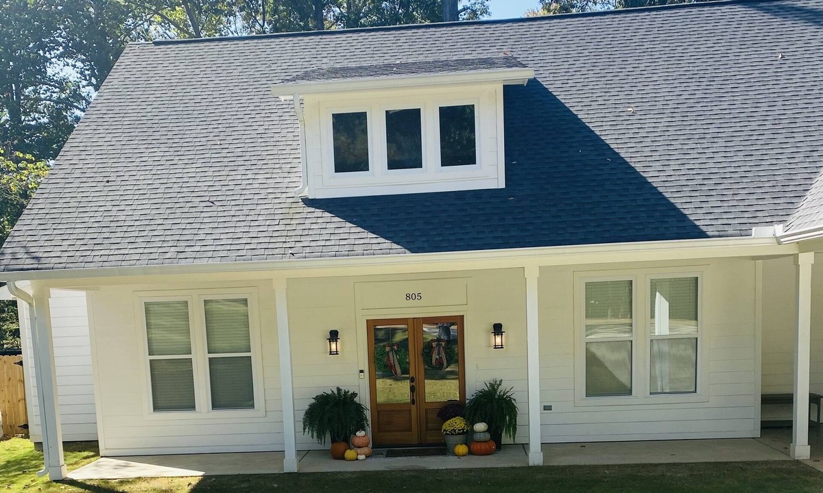 Oxford House | New Home close to campus and The Square!