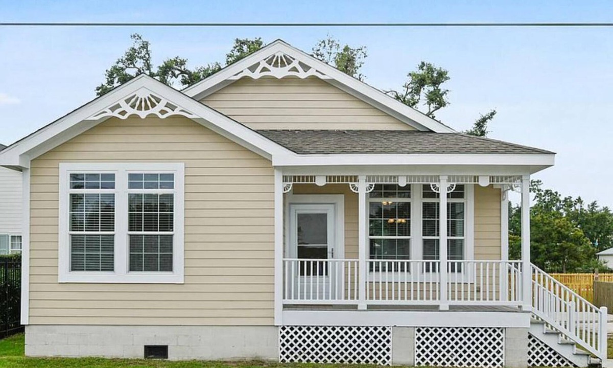 Old Town Cottage | *NEW* - LOCATION, LOCATION - 250 Feet to the Beach - Sleeps 6
