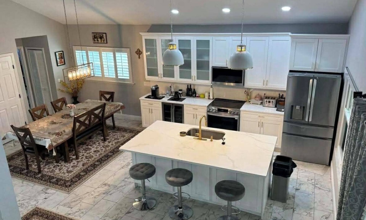 New Port Richey House | New Luxury Retreat , BBQ , EV Charger , Family Friendly