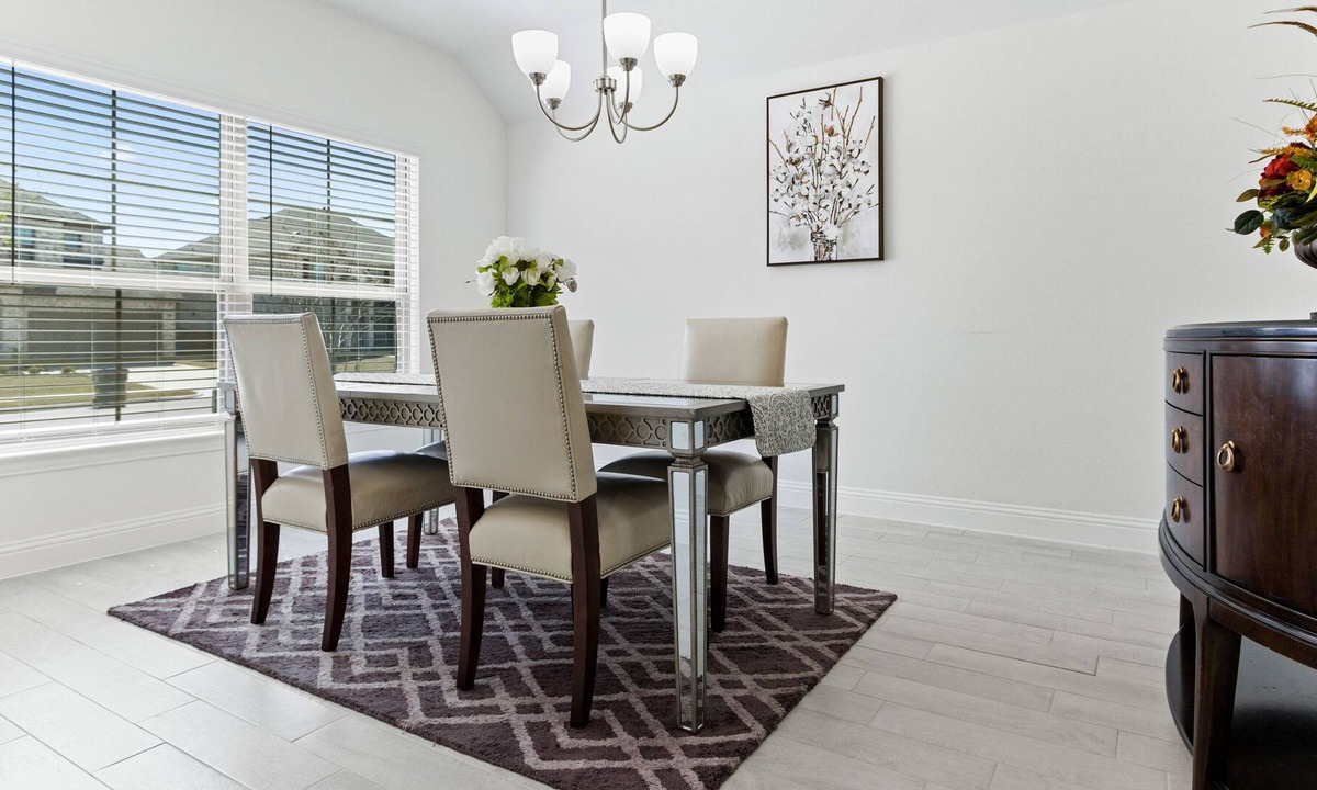 Wylie House | New Modern Family Home Getaway | 4BR 2BTH