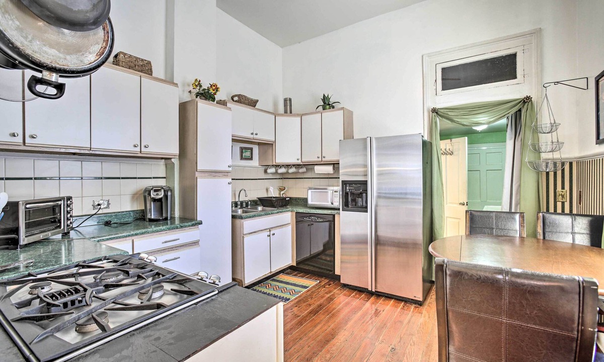 Algiers Point Apartment | New Orleans Vacation Rental w/Private Patio!