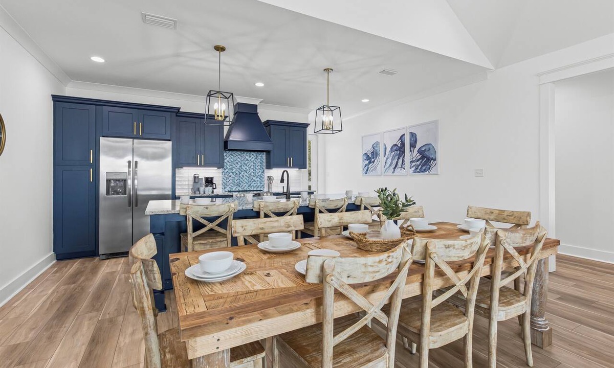 Audubon Place House | NEW ~ Sandy Clam V ~ Sleeps 11