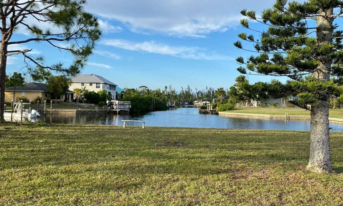 Pine Island Center House | New waterfront Pine Island home awaits your fishing adventure!