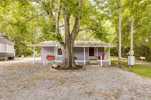 Langston House | No Pet Fee! Peaceful Escape at Towner Properties
