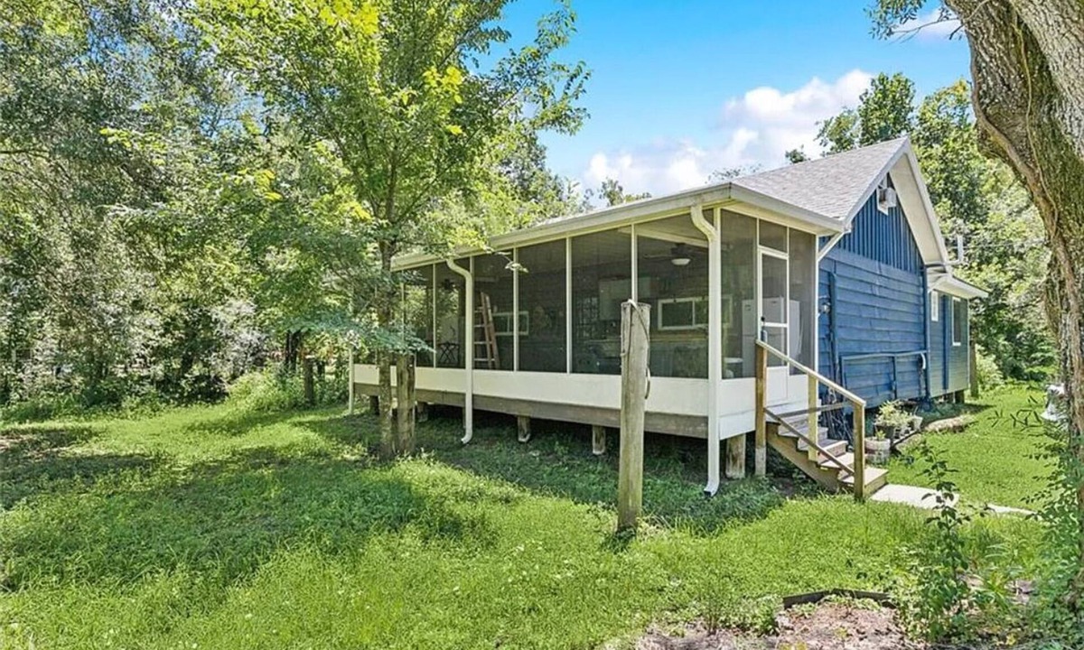 Terrytown House | Nola Swamp retreat on 10 acres