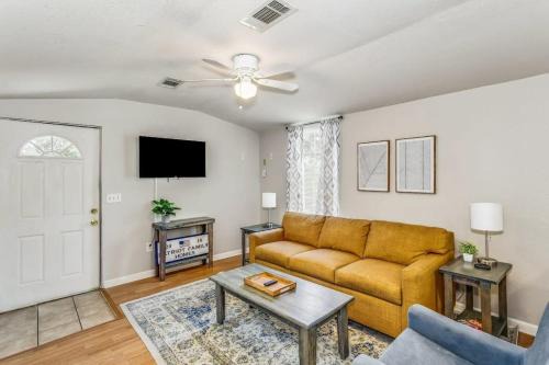South Pensacola Apartment | North Highlands Nest- Unit D