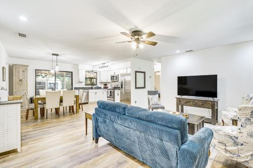 Fellowship House | Ocala Home w/Fenced Yard Near WEC: Dogs Welcome!