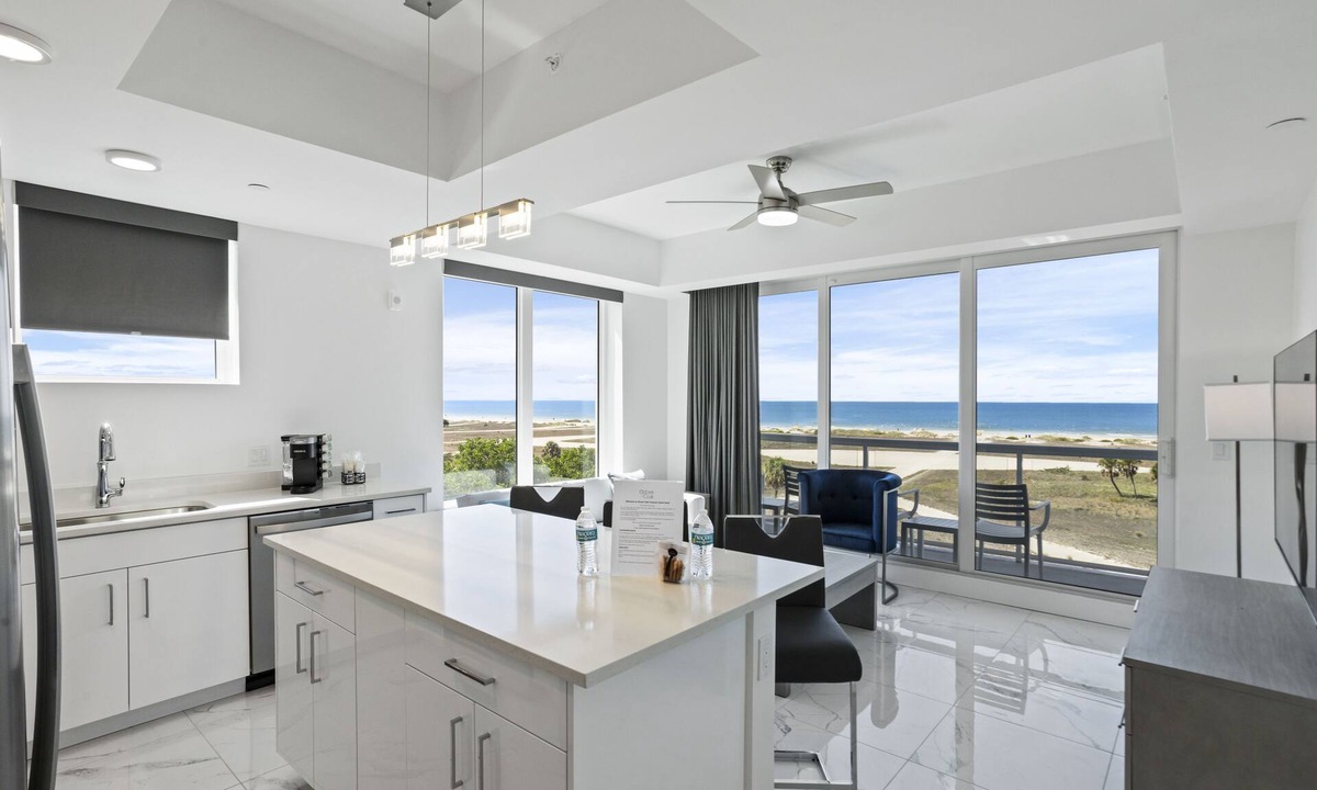 Treasure Island Hotel | Ocean Club Treasure Island Hotel