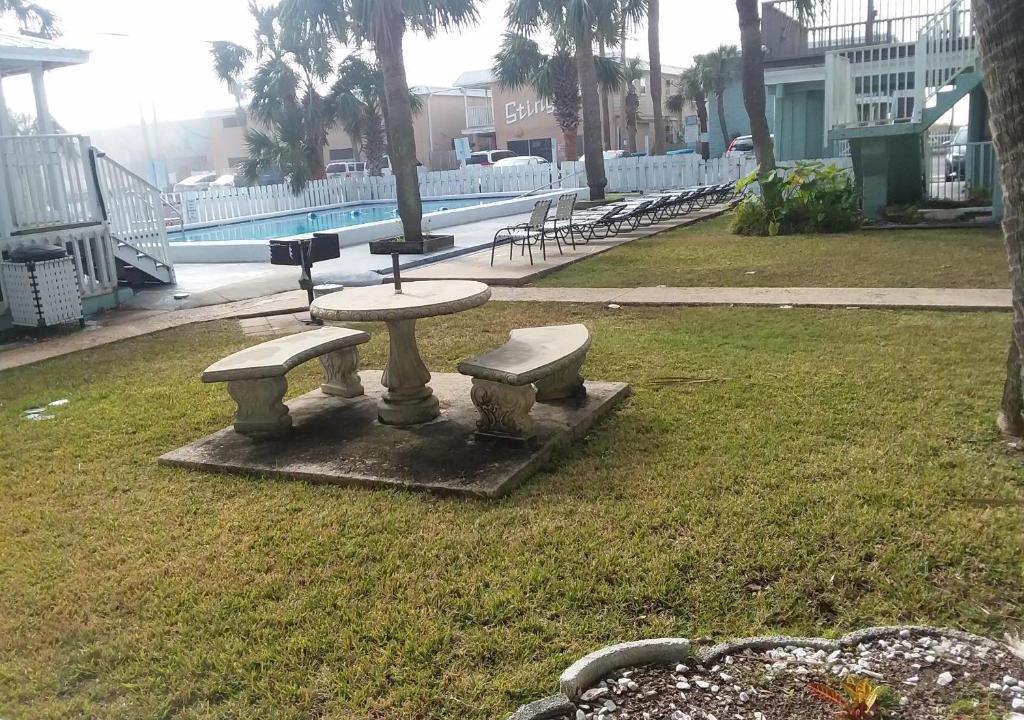 Silver Sands Beach Apartment | Oceanna condo