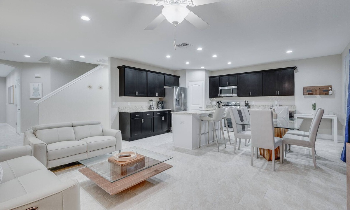 Mcelroys Belleview House | Oceans 25 Townhomes #115 & #116 - Directly Across from Ocean - 6BR/4.5BA