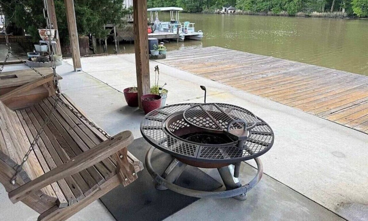Plaquemine House | Our new "Bayou Sorrel Get-Away Vacation Home" is your home away from home!