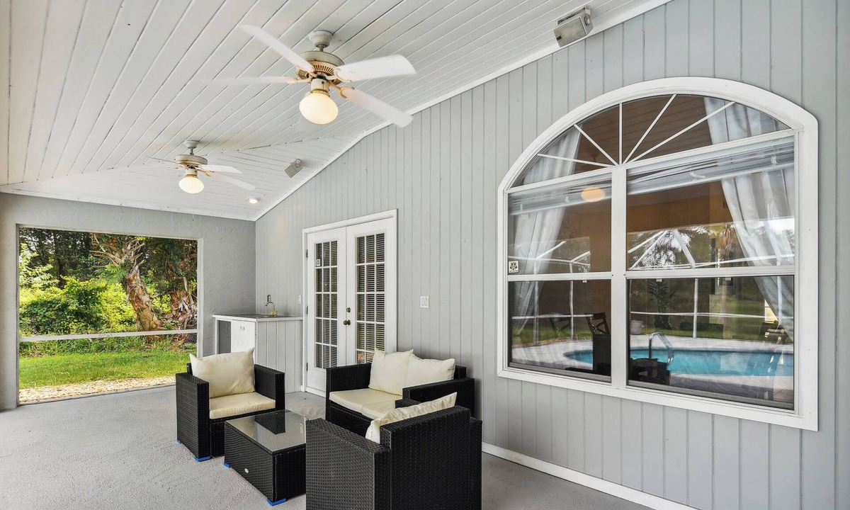 Palm Coast Cottage | Palm Coast Escape: Screened Lanai, Saltwater Pool!