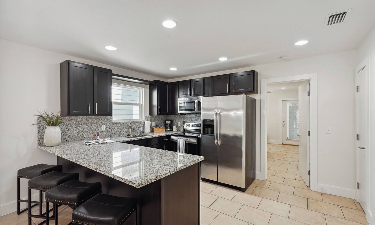 Panama City Beach Cottage | Panama City Beach Vacation Rental ~ 1 Mi to Beach!