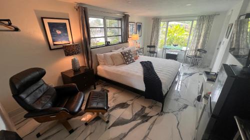 Wilton Manors House | Paradise Gardens-Wilton Manors- Male only