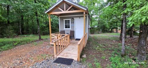 Board Camp House | Peaceful Cabin Surrounded by Natural Beauty in Mena, Arkansas
