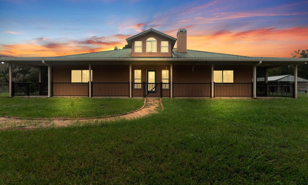 Wesley Chapel House | Peaceful country Getaway Sleeps 8