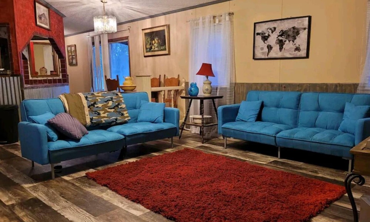 Bentley House | PEACEFUL PINES A Place to relax and get away from Life's Hustle and bustle