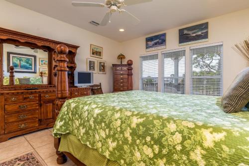 Audubon Place House | Pelican Bay Landing