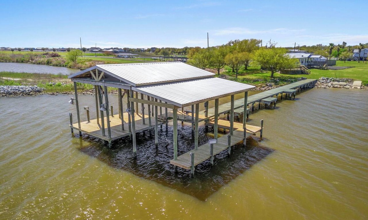 Hackberry House | Pelican Point Paradise: Lakefront Retreat w/Private Dock Fish