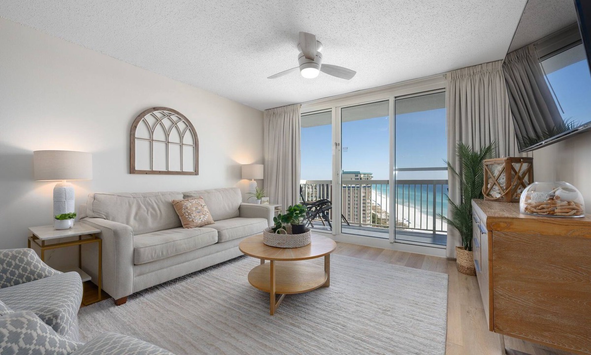 Destin Condo | Penthouse at Pelican Beach Resort 2 bedroom 2Bath Stunning Gulf Views