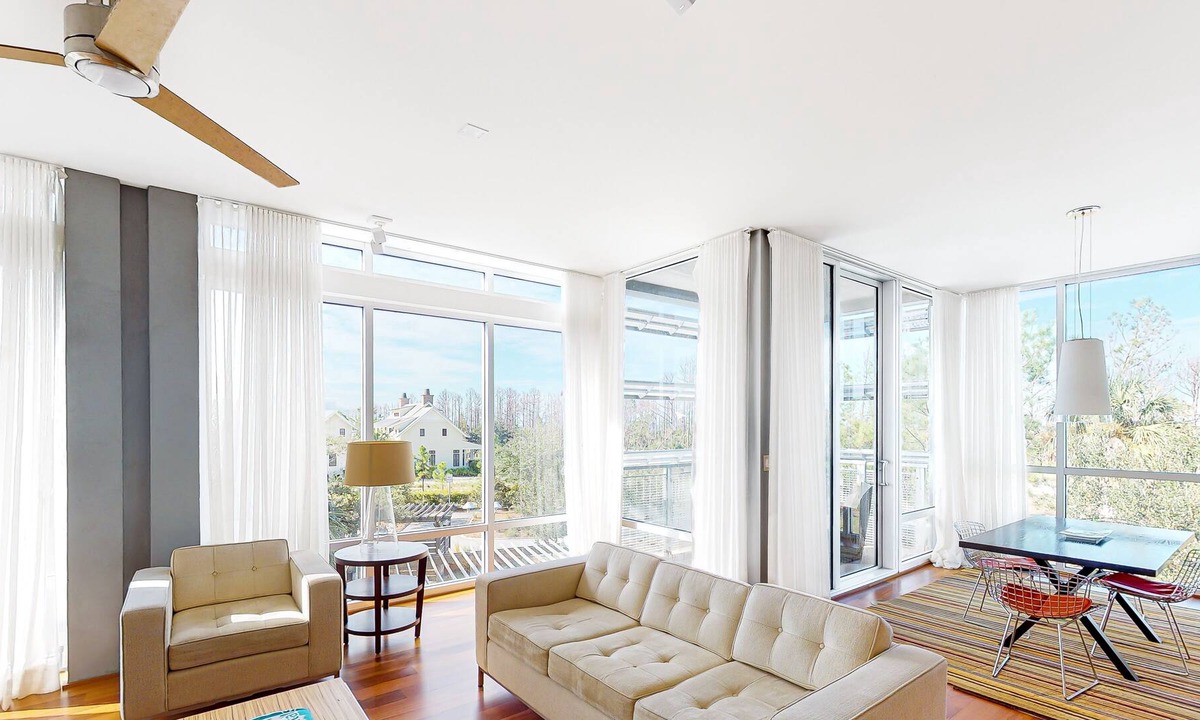 Port St. Joe Condo | Perfect condo near the beach and town with shared pool, free WiFi