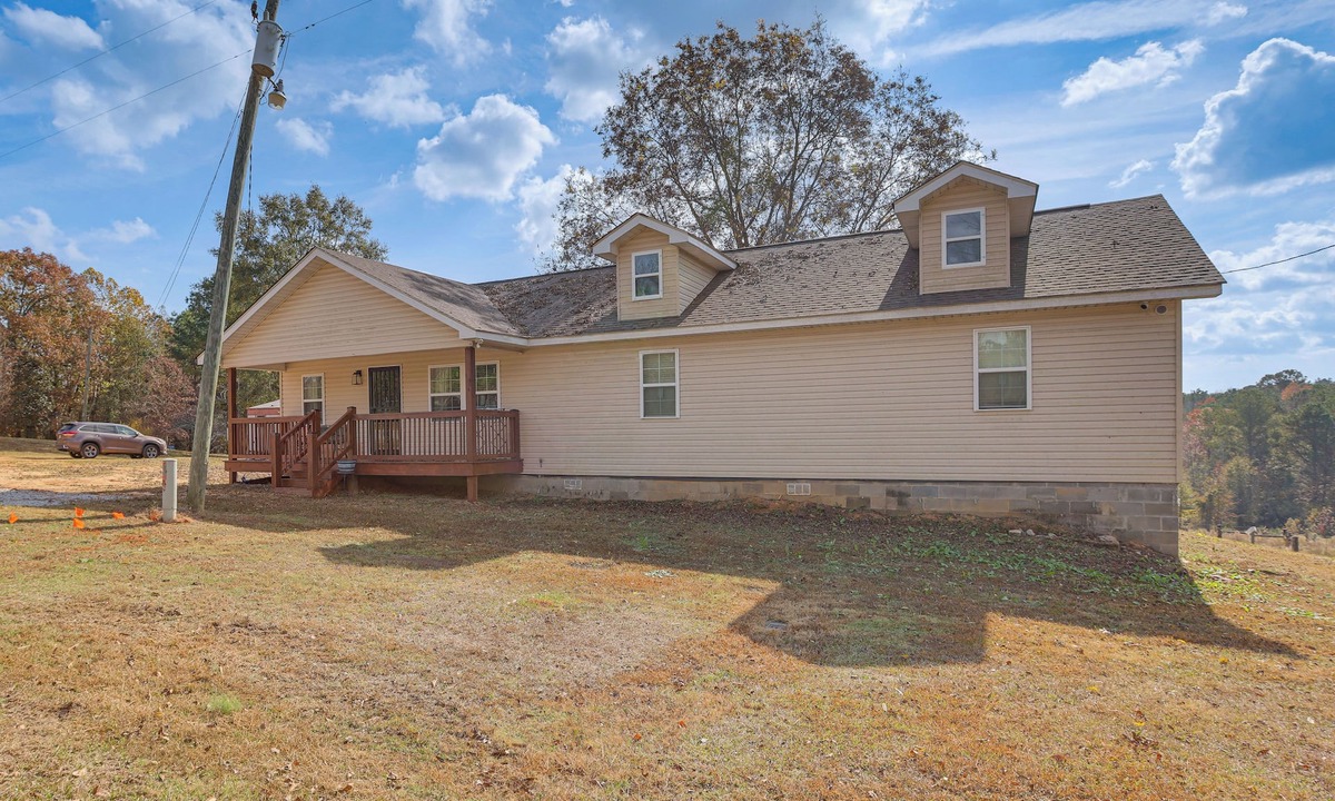 Boligee House | Pets Welcome! Spacious Boligee Home w/Yard
