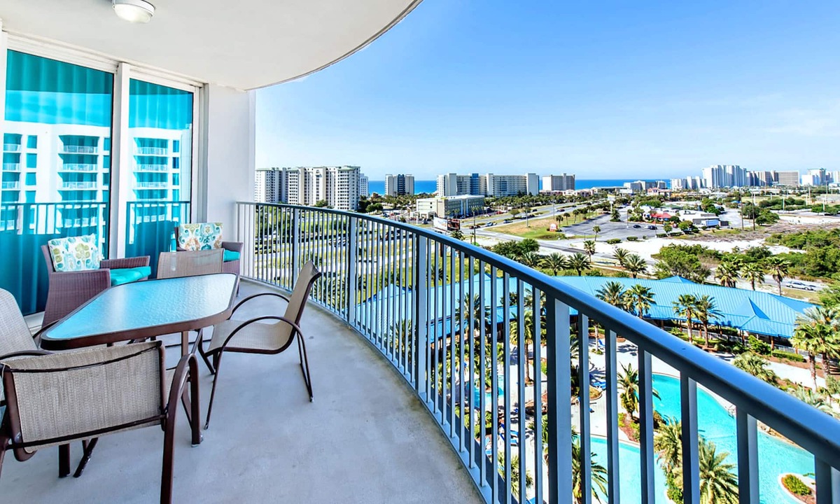 Fort Walton Beach - Destin Condo | Pool View~2 Masters~Lagoon Pool~FREE Seasonal Shuttle~2BR Palms Resort 11015