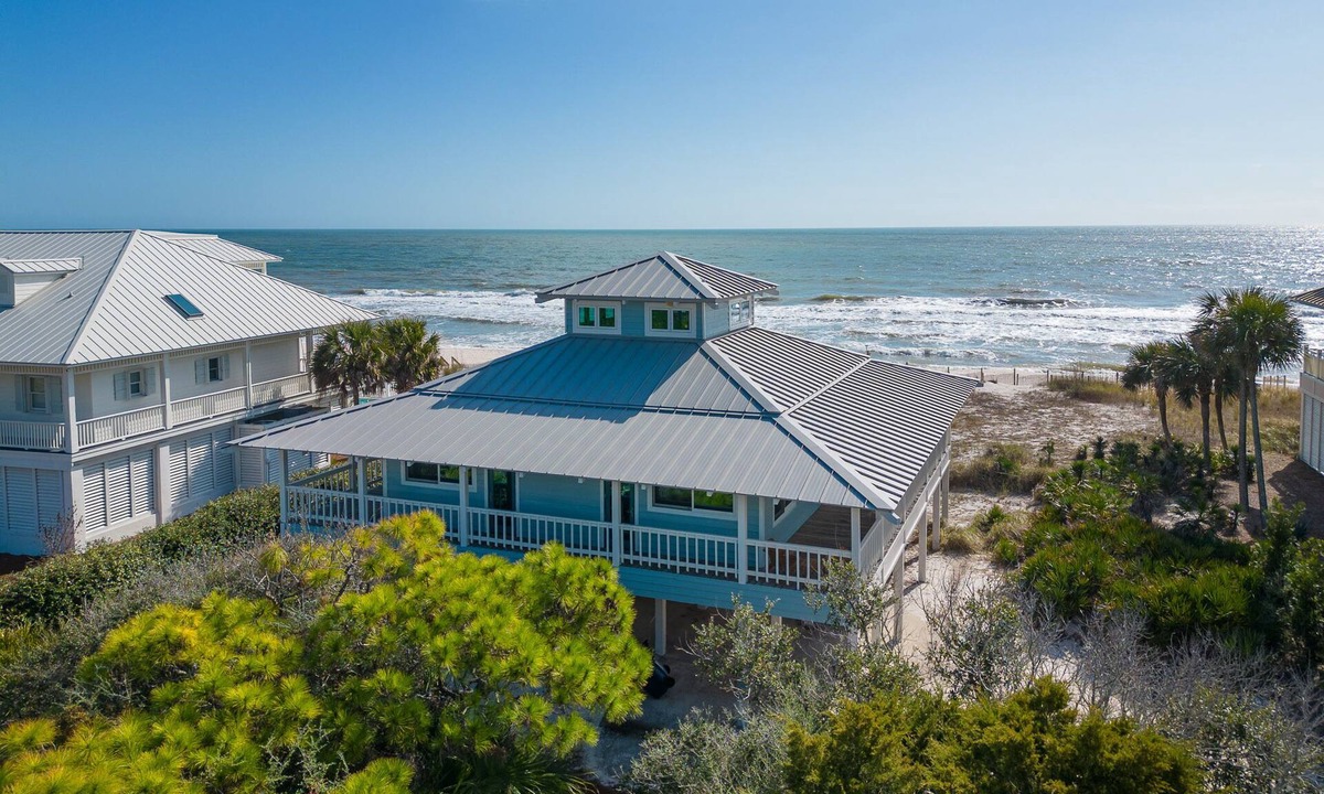 Treasure Beach Village House | Porpoise in Mind; 3 BR SGI Home- Sleeps 12, Beachfront, Pet Friendly!