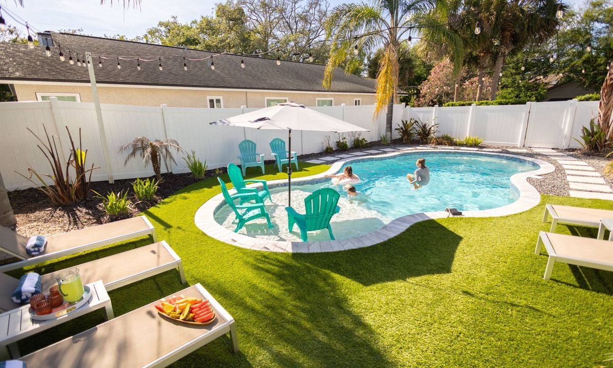 Jacksonville Beach House | Private Beach Bar Vibes | Pool, Grill + Games