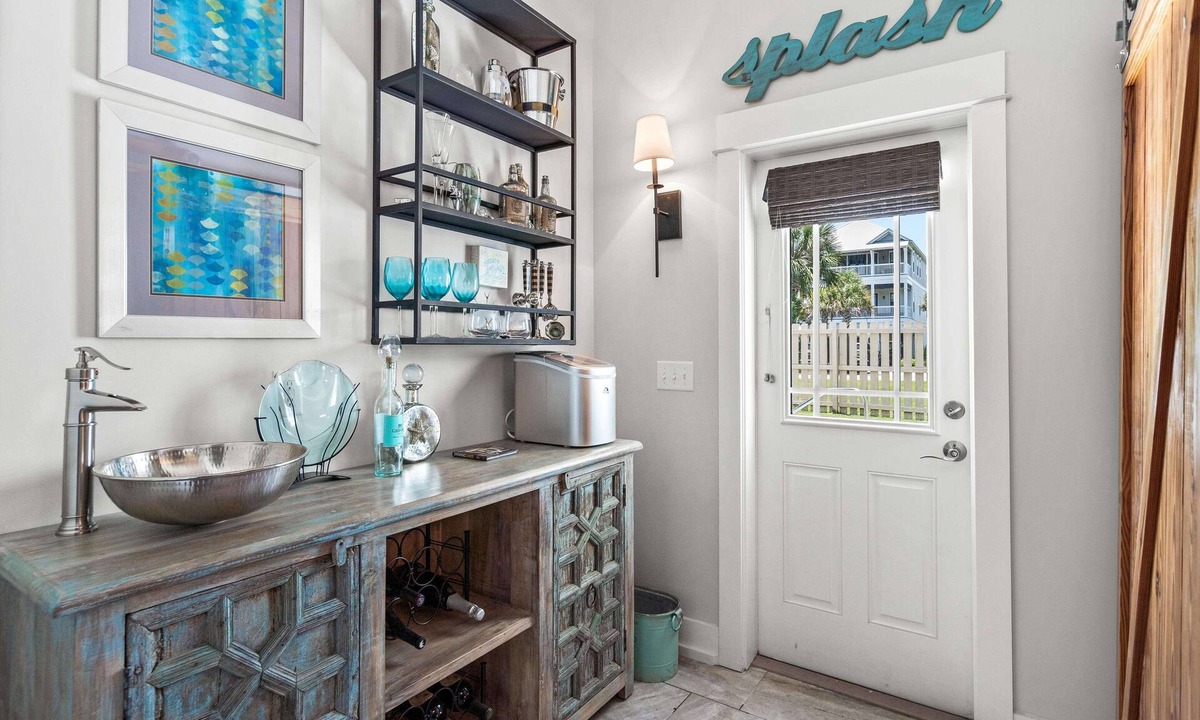 Seacrest House | Private Beach Access Pet Friendly Private Pool