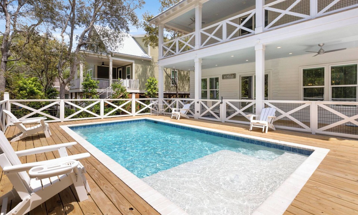 San Juan House | Private Heated Pool, 6-Seater Golf Cart, Large Living Areas