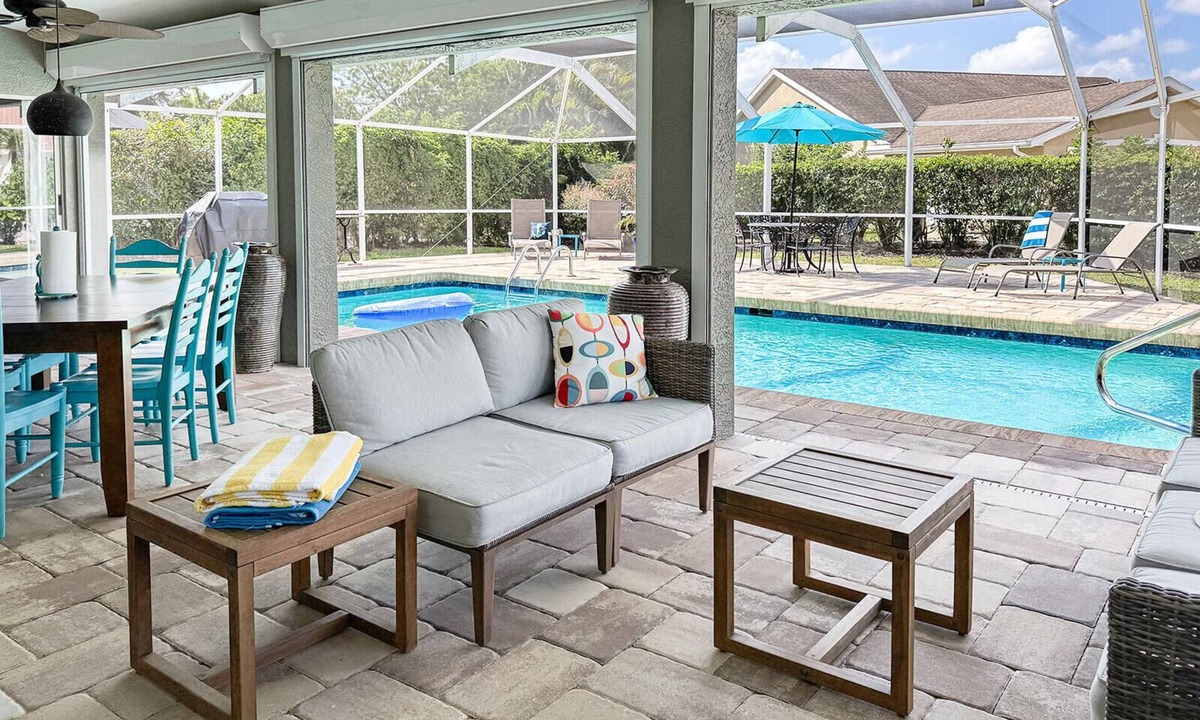 Crown Pointe House | Private pool home in Naples, Large lanai! 3 bedroom, sleeps 7
