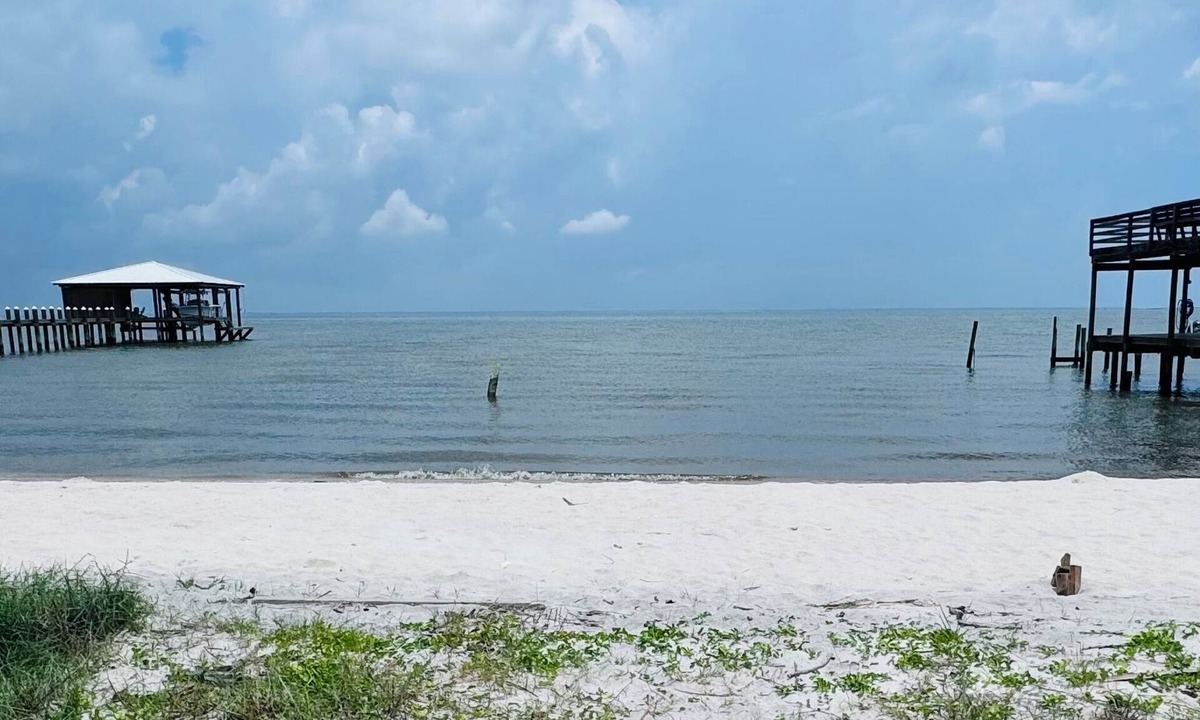 Dauphin Island House | Private waterfront Bay Beach. Huge back deck overlooking the bay. Bring dogs!
