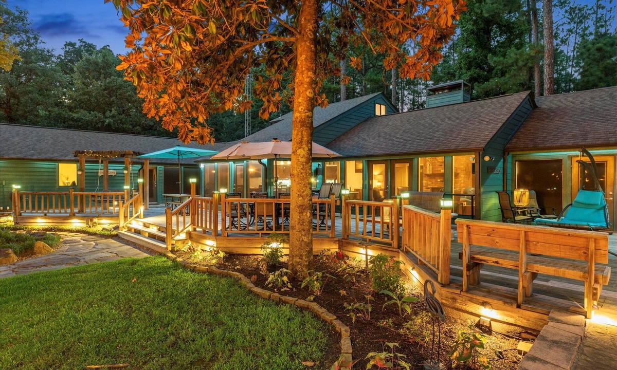 Holly Lake Ranch House | Promo:Pool|Hot tub|GameRoom|Sleeps 15