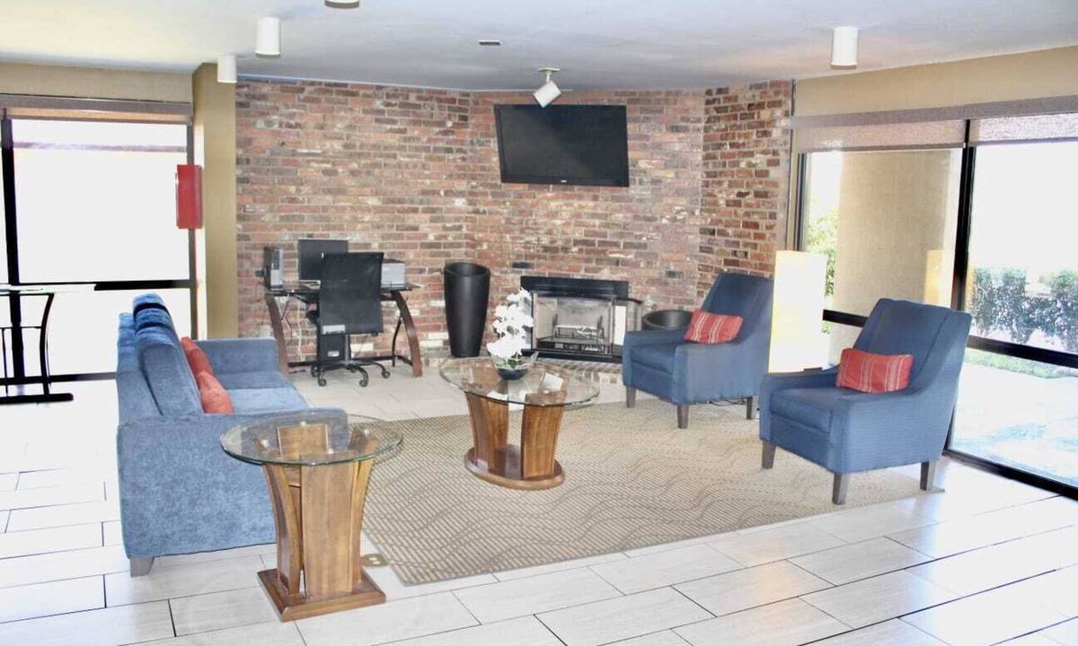 Indianola Hotel | Quality Inn Indianola