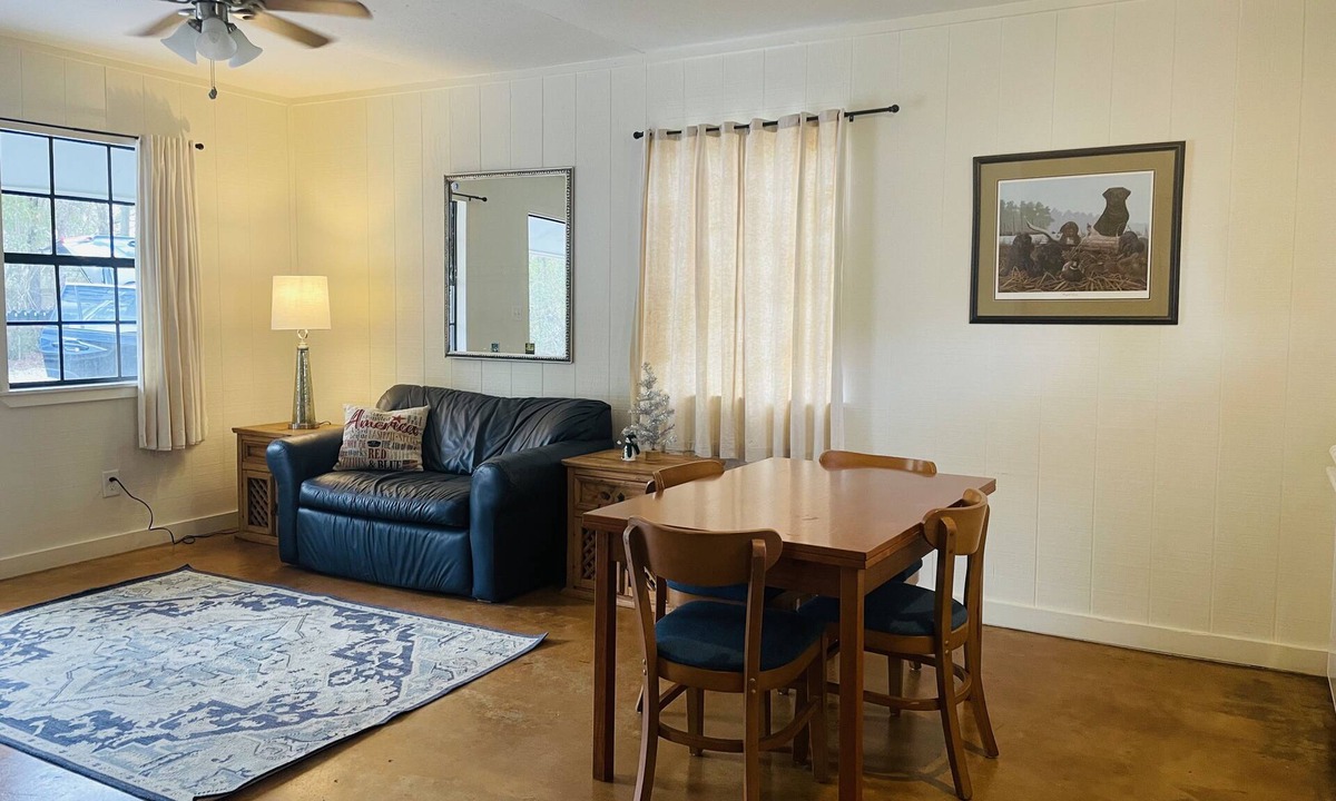 Folsom Apartment | Quiet country Apartment