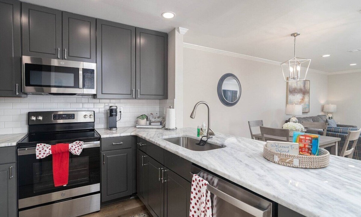 Oxford Condo | Rebel Play and Stay