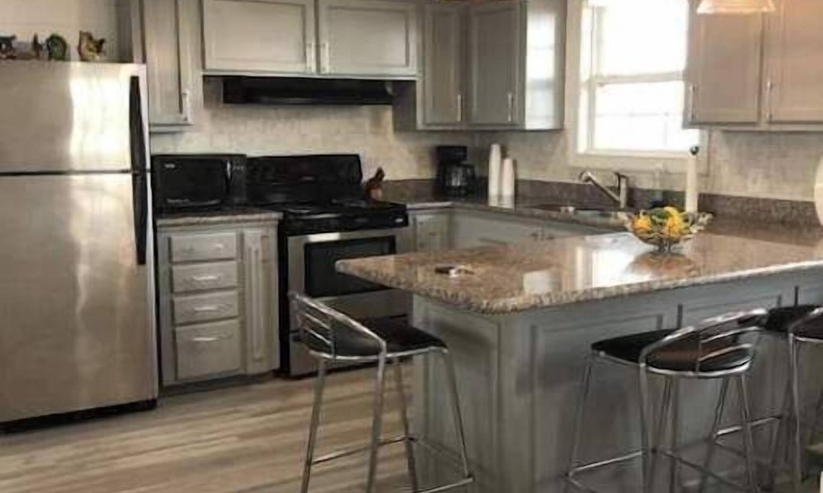 Cocodrie House | Relax at Comfort Zone